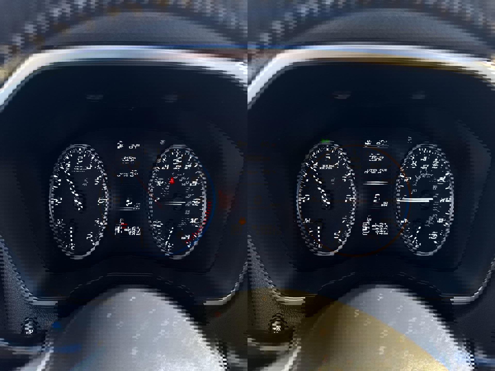 Used 2024 Subaru Ascent Premium w/ Convenience Package image 11