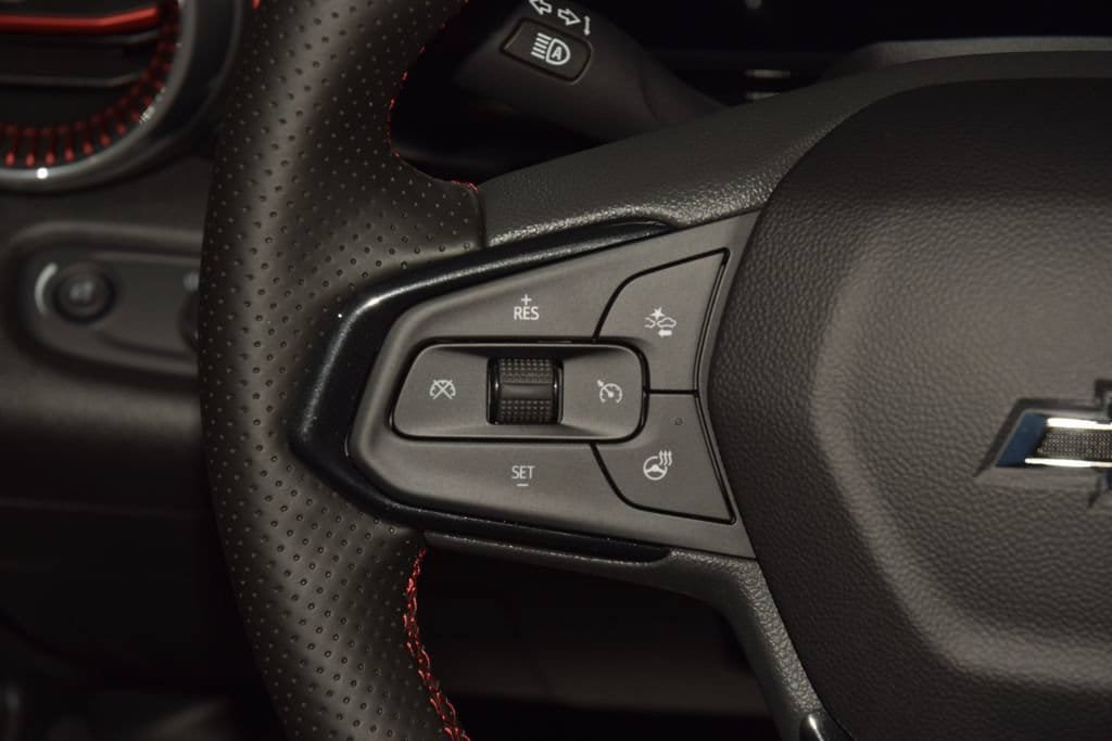 New 2026 Chevrolet Trax RS w/ Driver Confidence Package FWD image 36