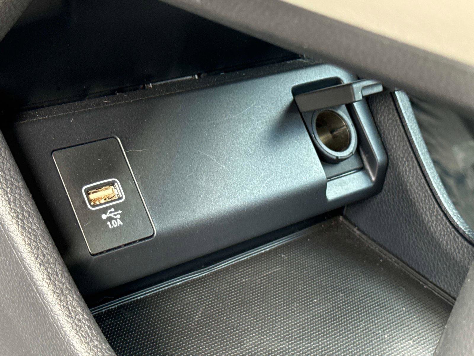 Certified 2022 Honda HR-V LX image 25