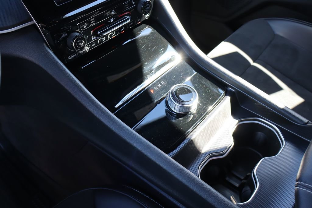 Used 2024 Jeep Grand Cherokee L Altitude image 22