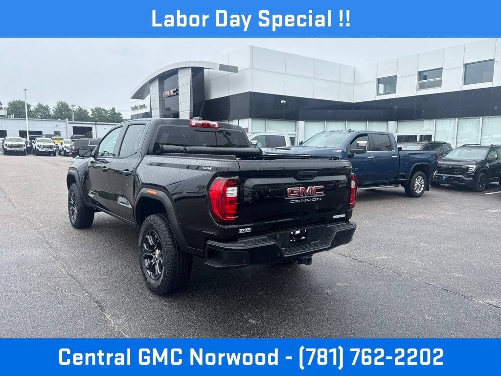 Used 2023 GMC Canyon Elevation w/ Elevation Premium Package AWD/4WD image 3
