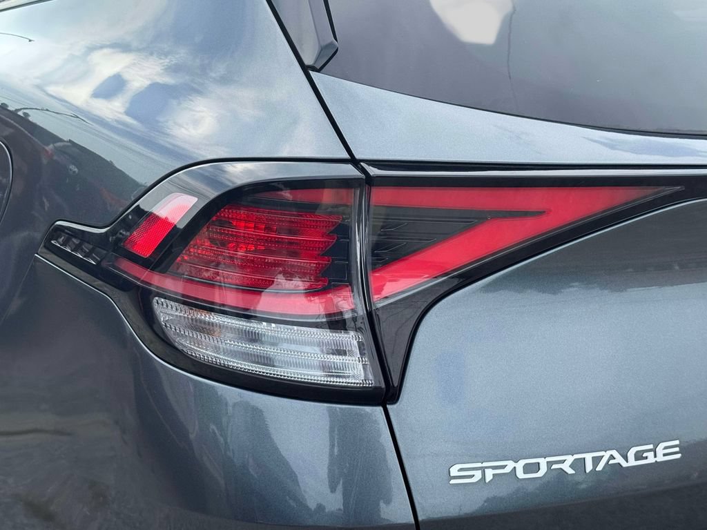 Used 2023 Kia Sportage X-Line w/ X-Line Premium Package AWD/4WD image 9