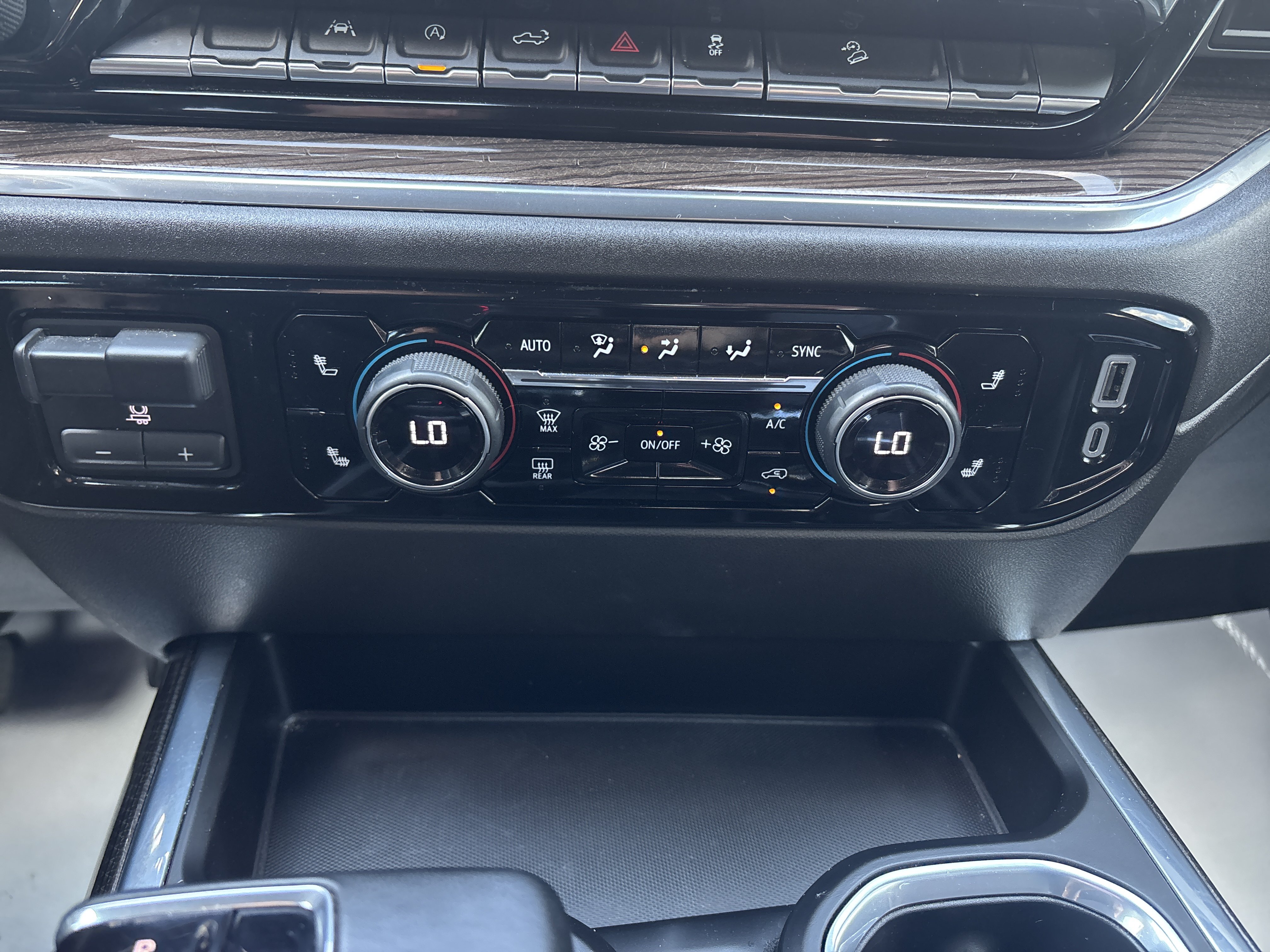 Used 2023 Chevrolet Silverado 1500 RST AWD/4WD image 25