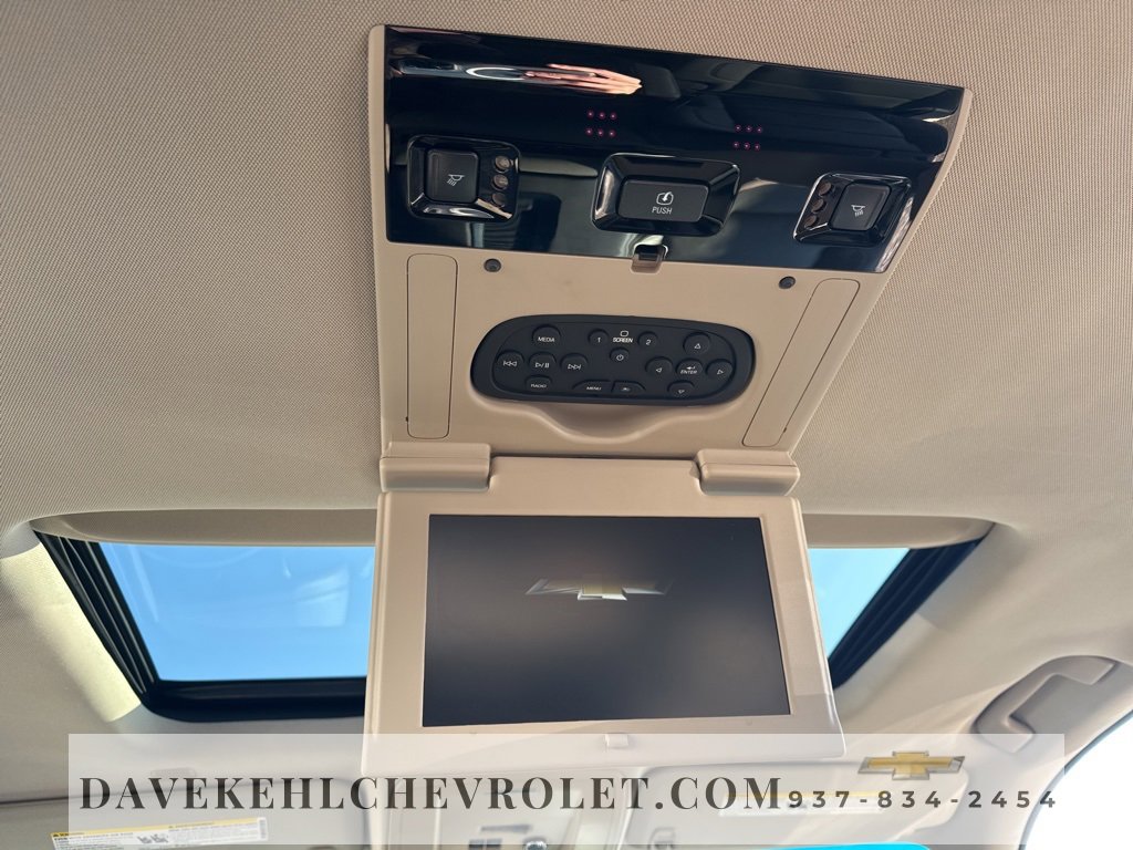 Used 2017 Chevrolet Suburban Premier image 27
