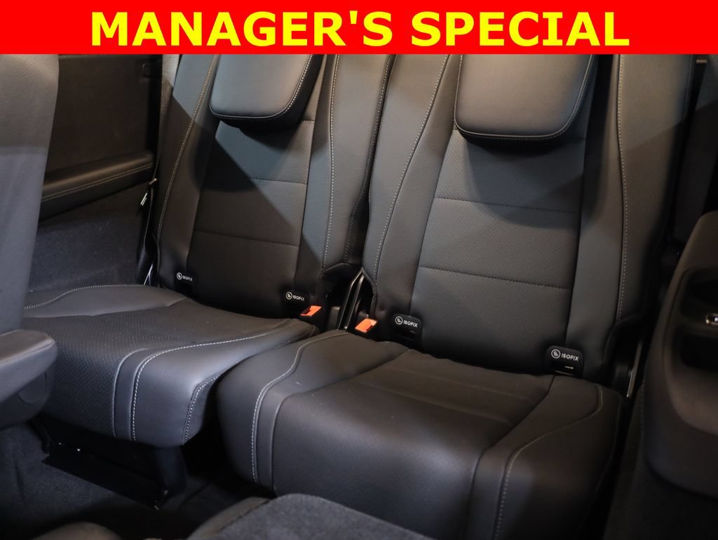 Used 2025 Mercedes-Benz GLS 450 4MATIC image 42