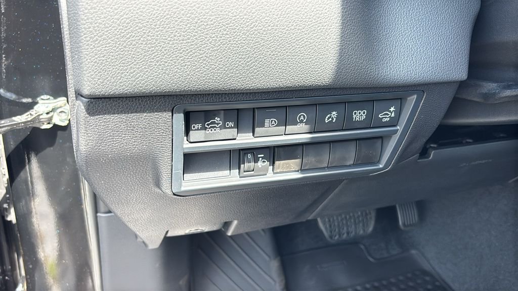New 2026 Toyota Tundra Limited AWD/4WD image 13