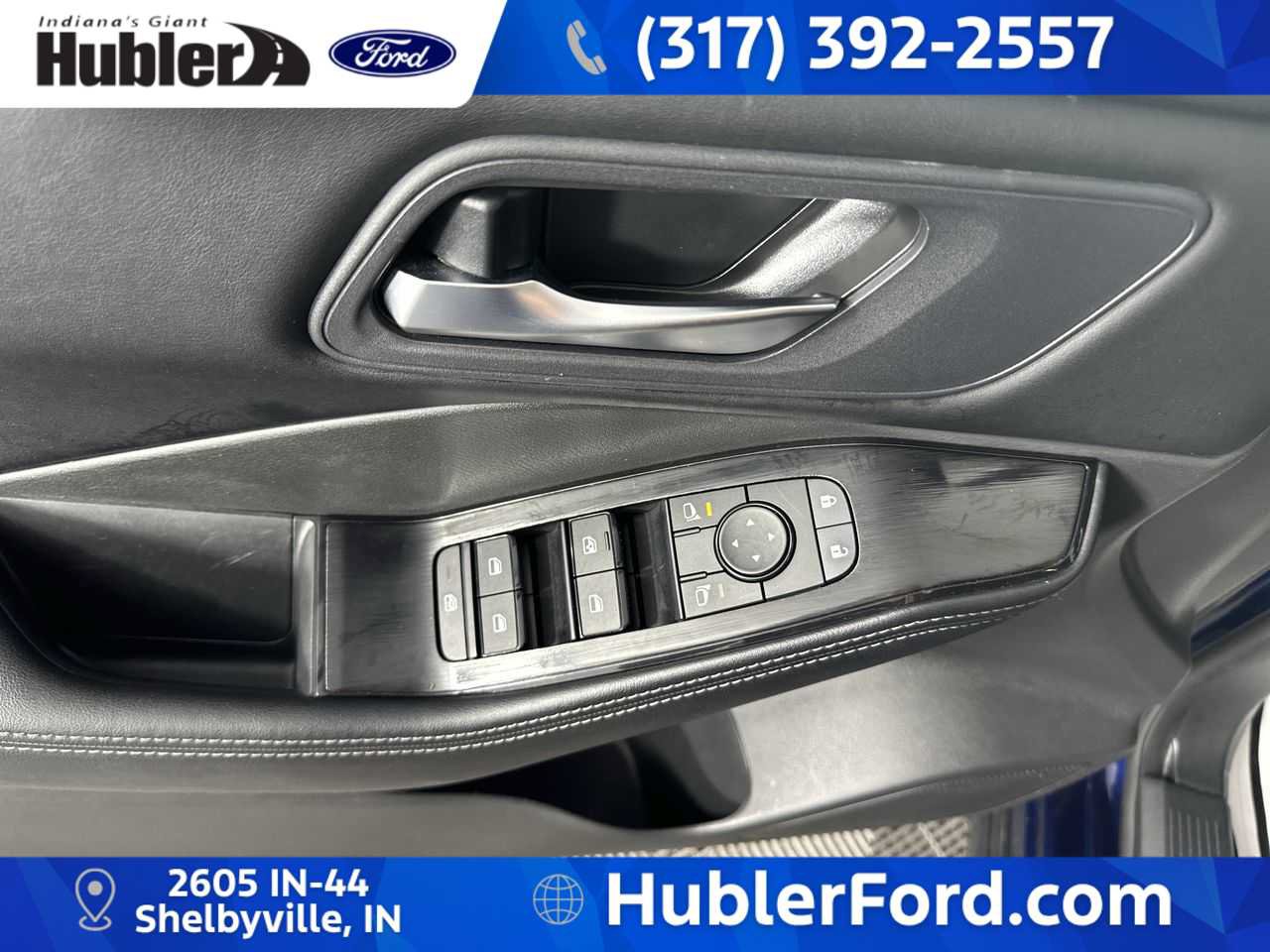 Used 2025 Nissan Rogue SV AWD/4WD image 12