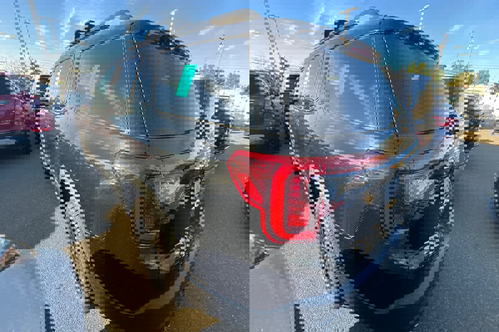 Used 2023 GMC Acadia SLE w/ Elevation Edition image 6