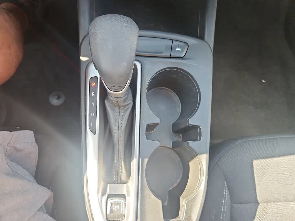 Used 2025 Chevrolet Trax LS w/ Driver Confidence Package FWD image 18