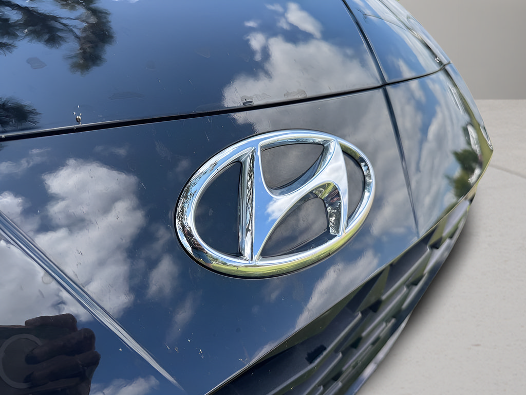 Used 2023 Hyundai Elantra SEL w/ Convenience Package FWD image 32