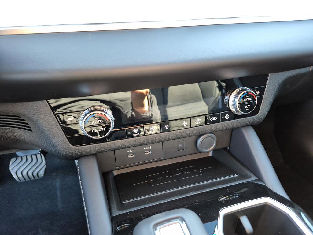 New 2026 Mitsubishi Outlander SE image 24