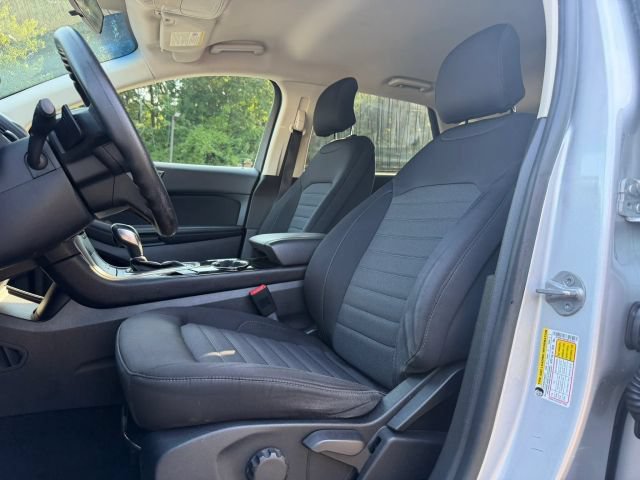 Used 2016 Ford Edge SE AWD/4WD image 11