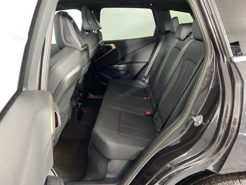 Used 2025 BMW X3 xDrive30i w/ Premium Package image 18