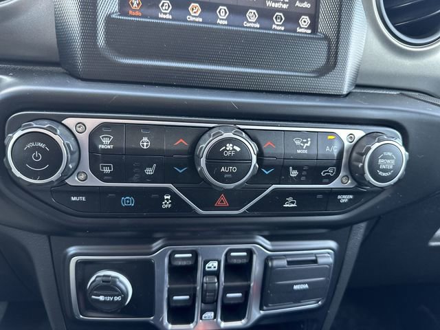 Used 2023 Jeep Wrangler Unlimited w/ Cold Weather Group AWD/4WD image 19