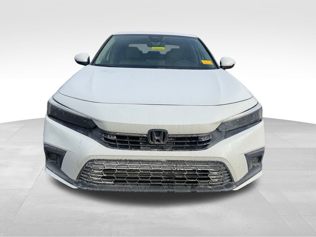 Used 2022 Honda Civic Touring image 2