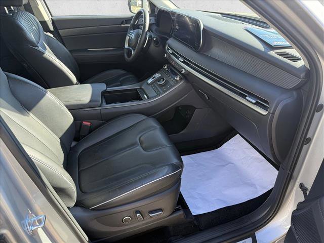 Used 2023 Hyundai Palisade Limited w/ Cargo Package image 20