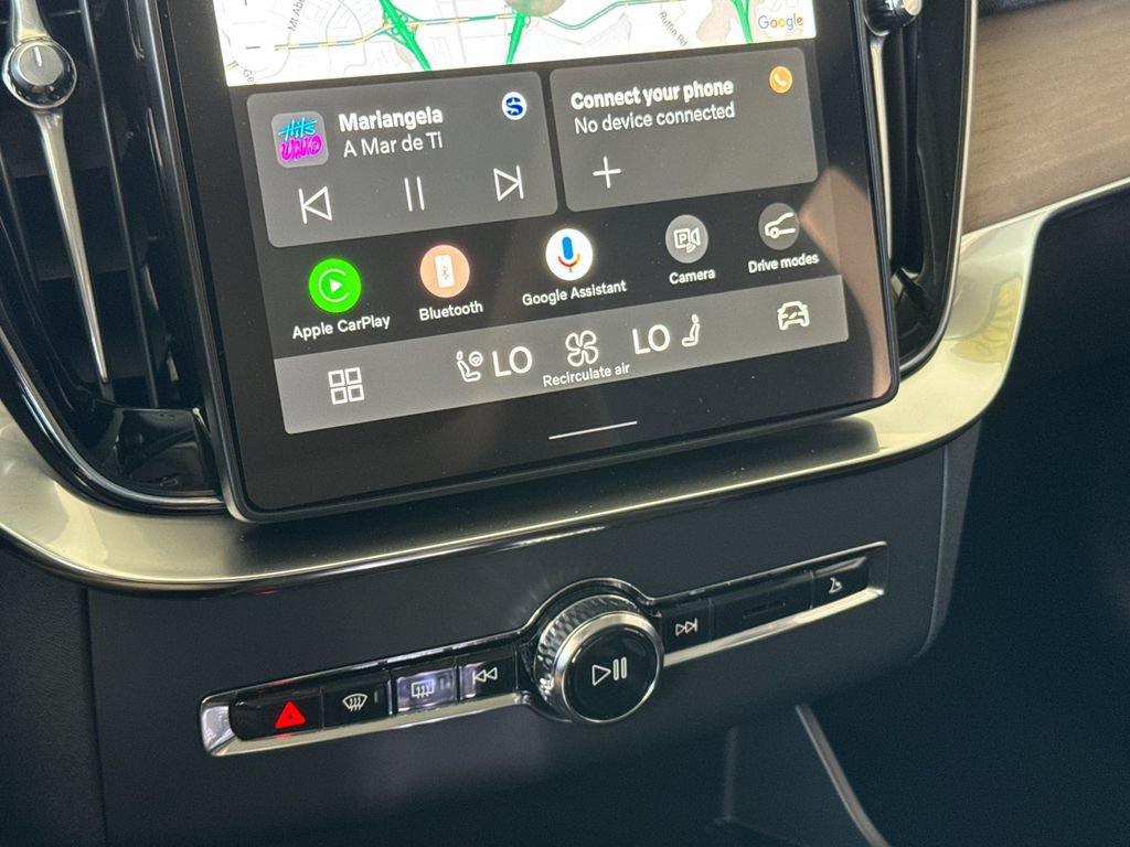 New 2026 Volvo XC90 T8 Plus AWD/4WD image 21
