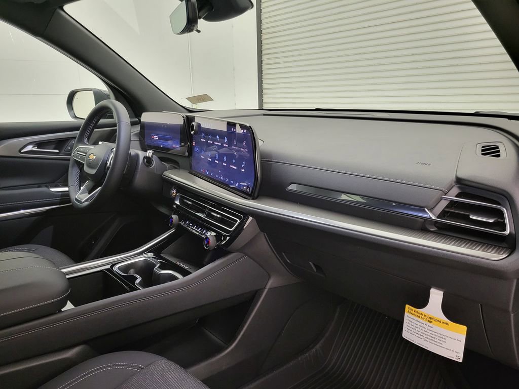 New 2026 Chevrolet Traverse LT w/ Driver Confidence Package image 33