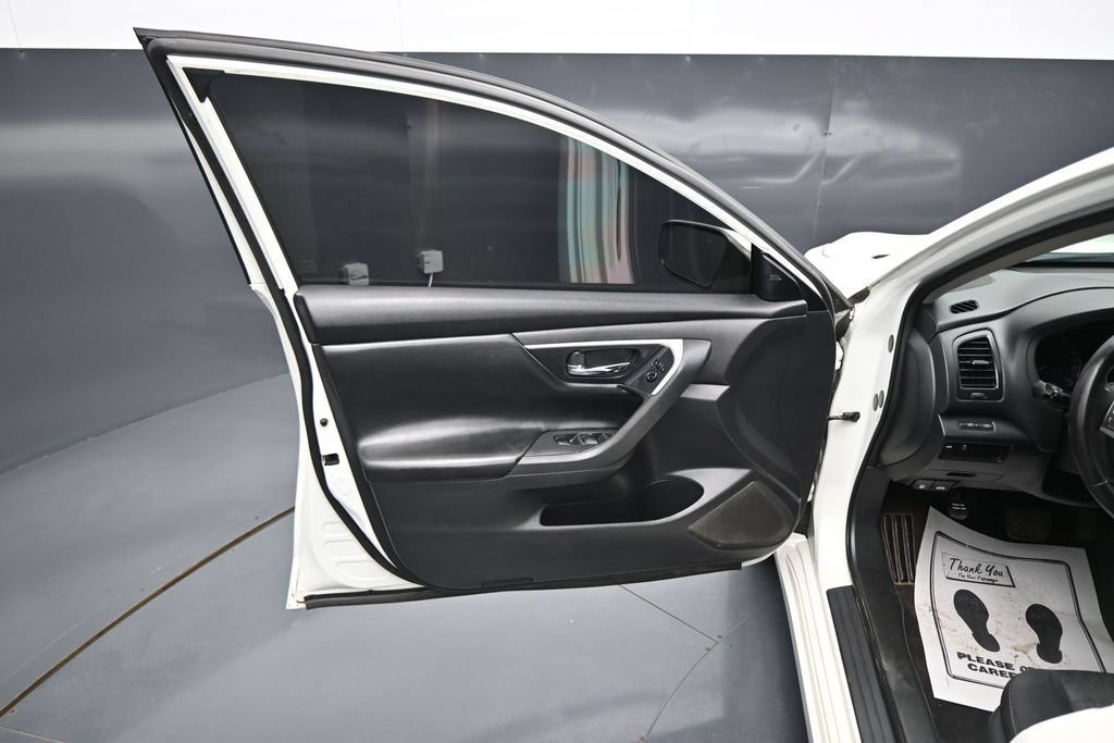 Used 2018 Nissan Altima 2.5 SV FWD image 10