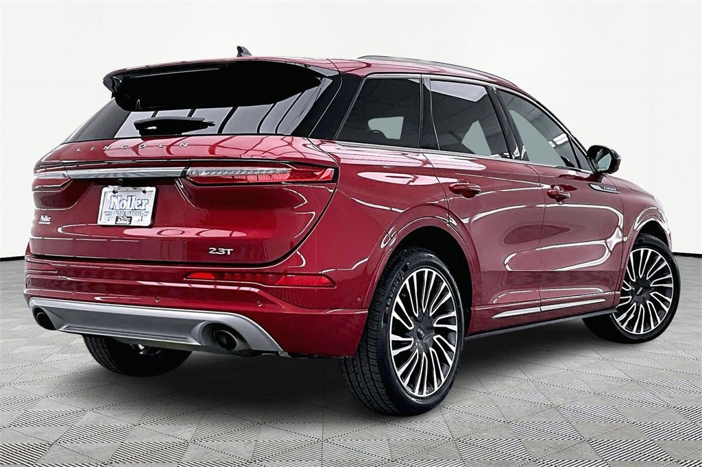 Used 2020 Lincoln Corsair Reserve w/ Equipment Group 202A image 2