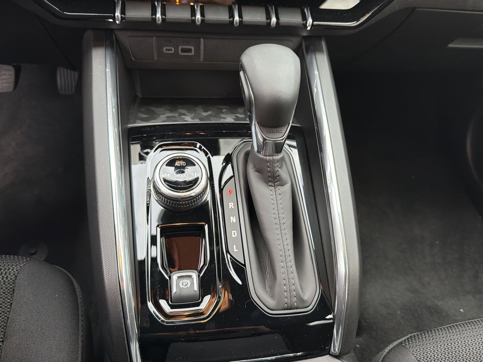 New 2026 GMC Canyon Elevation image 22