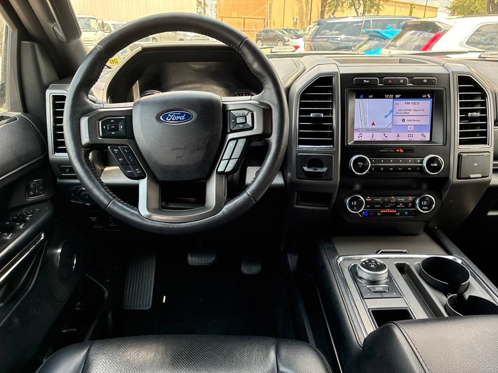 Used 2019 Ford Expedition XLT w/ Equipment Group 202A RWD image 16