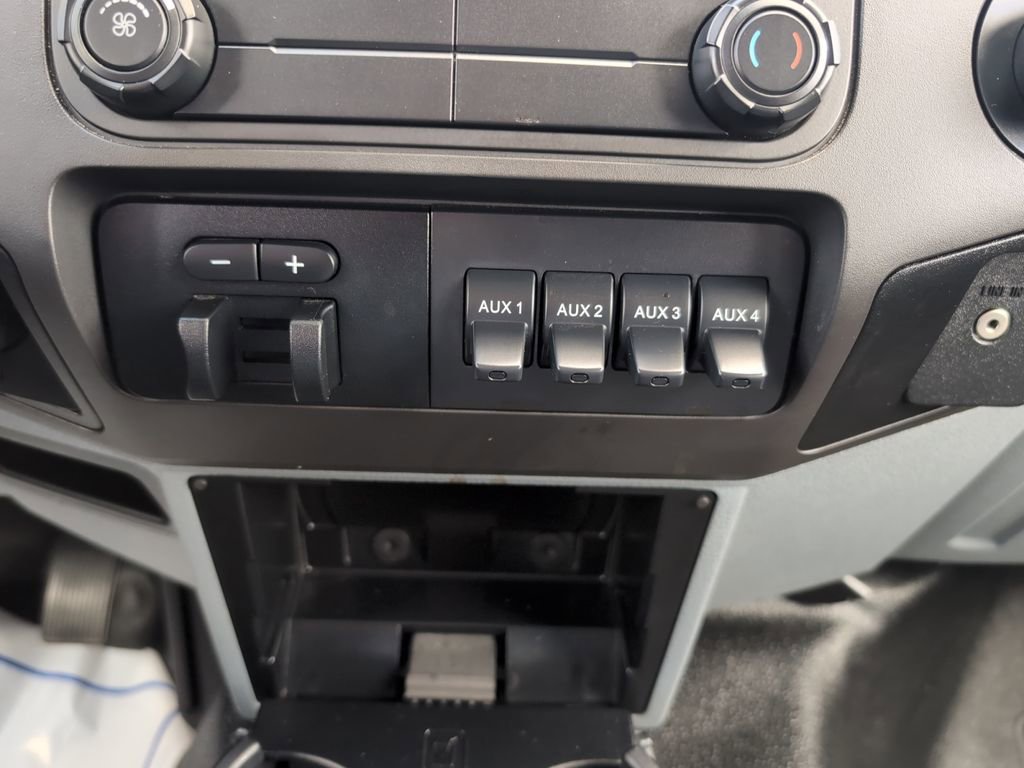 Used 2015 Ford F350 XL w/ Power Equipment Group AWD/4WD image 11