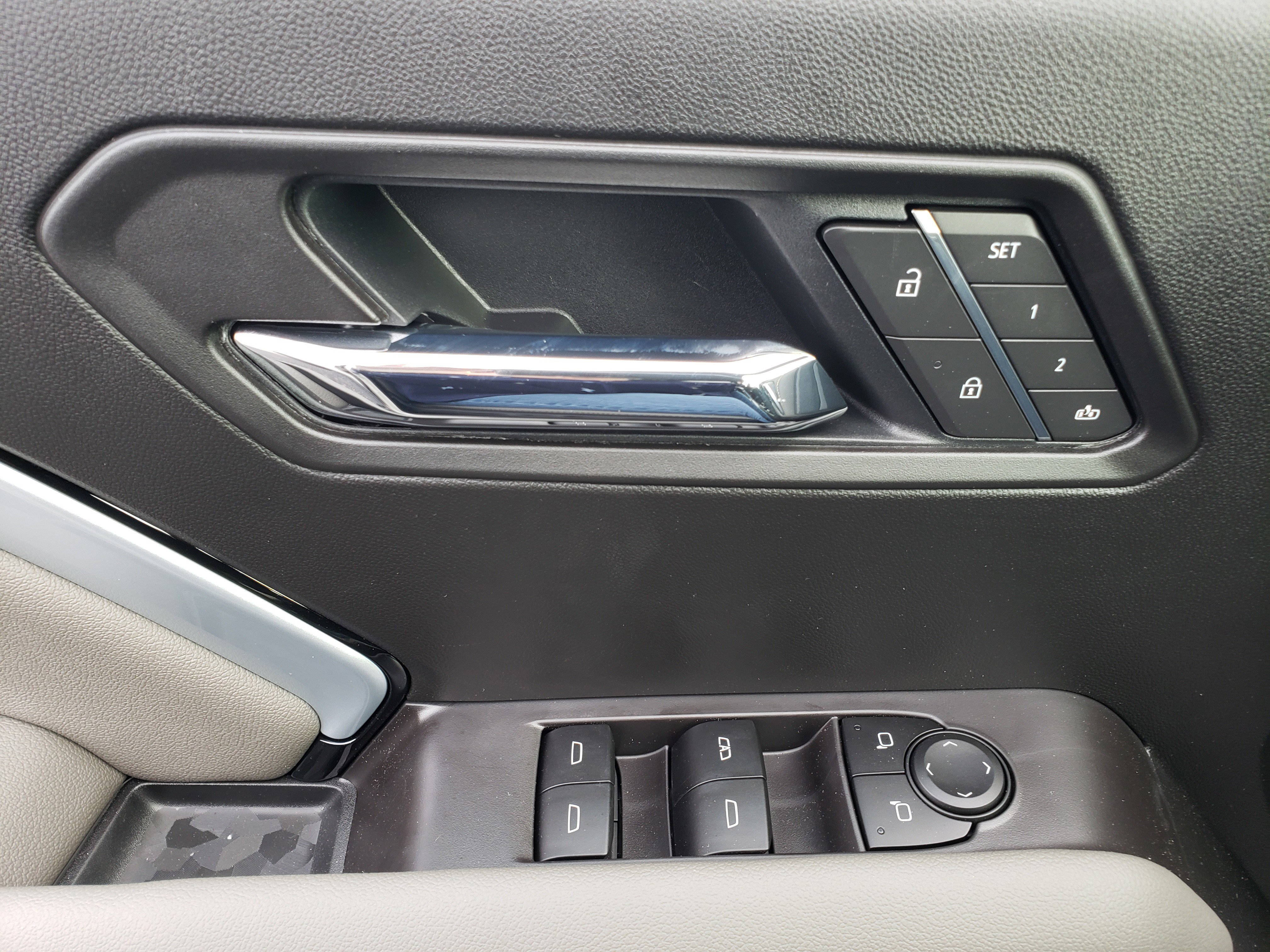 New 2026 Chevrolet Colorado ZR2 w/ Technology Package image 12