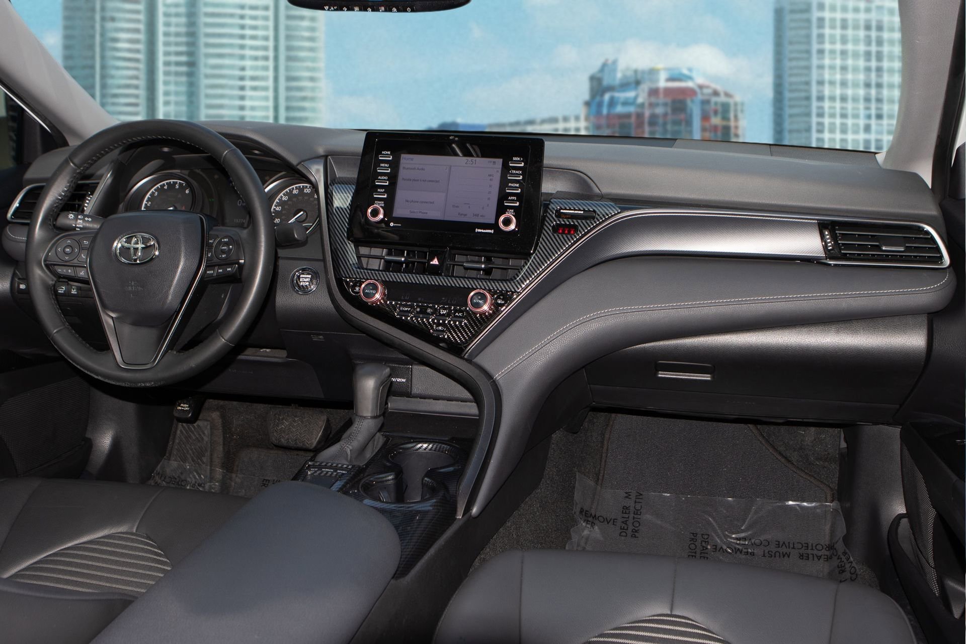 Used 2023 Toyota Camry SE image 18