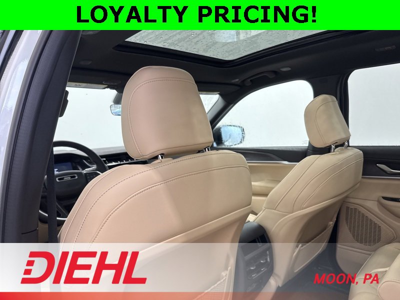 New 2025 Jeep Grand Cherokee Limited image 19