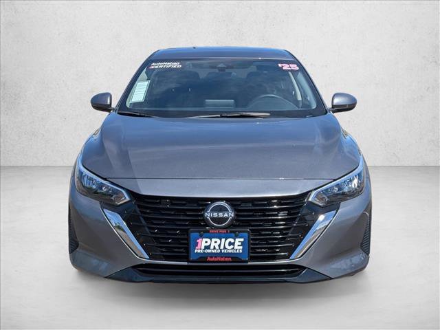 Used 2025 Nissan Sentra SV image 2