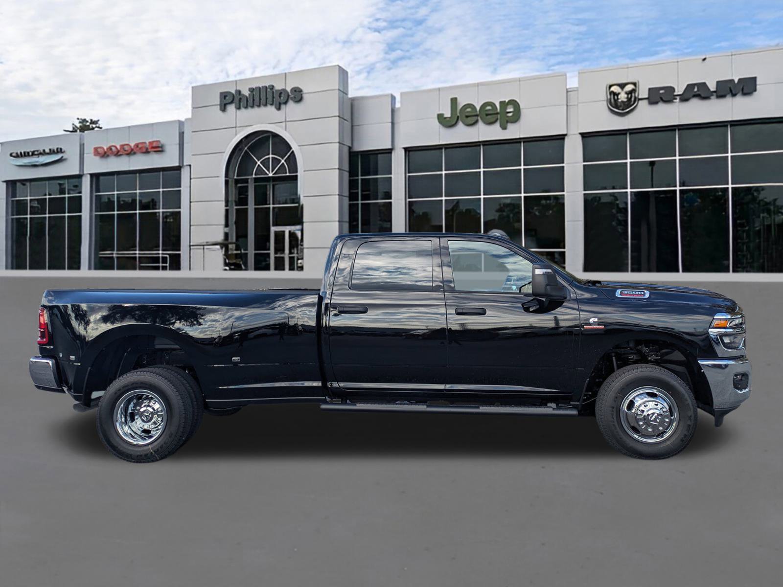 New 2026 RAM 3500 Tradesman image 2