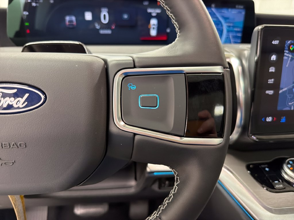 New 2027 Ford Expedition Max Platinum RWD image 22