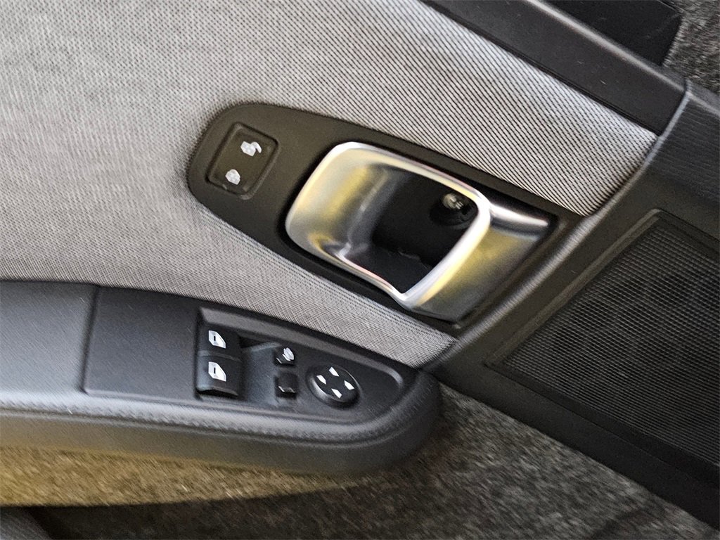 Used 2018 BMW i3 w/ Range Extender image 24