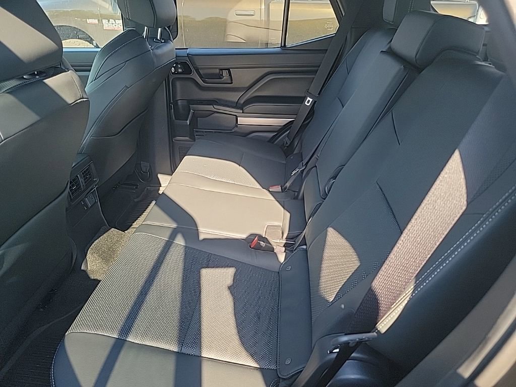 Used 2025 Toyota 4Runner TRD Off-Road Premium image 9