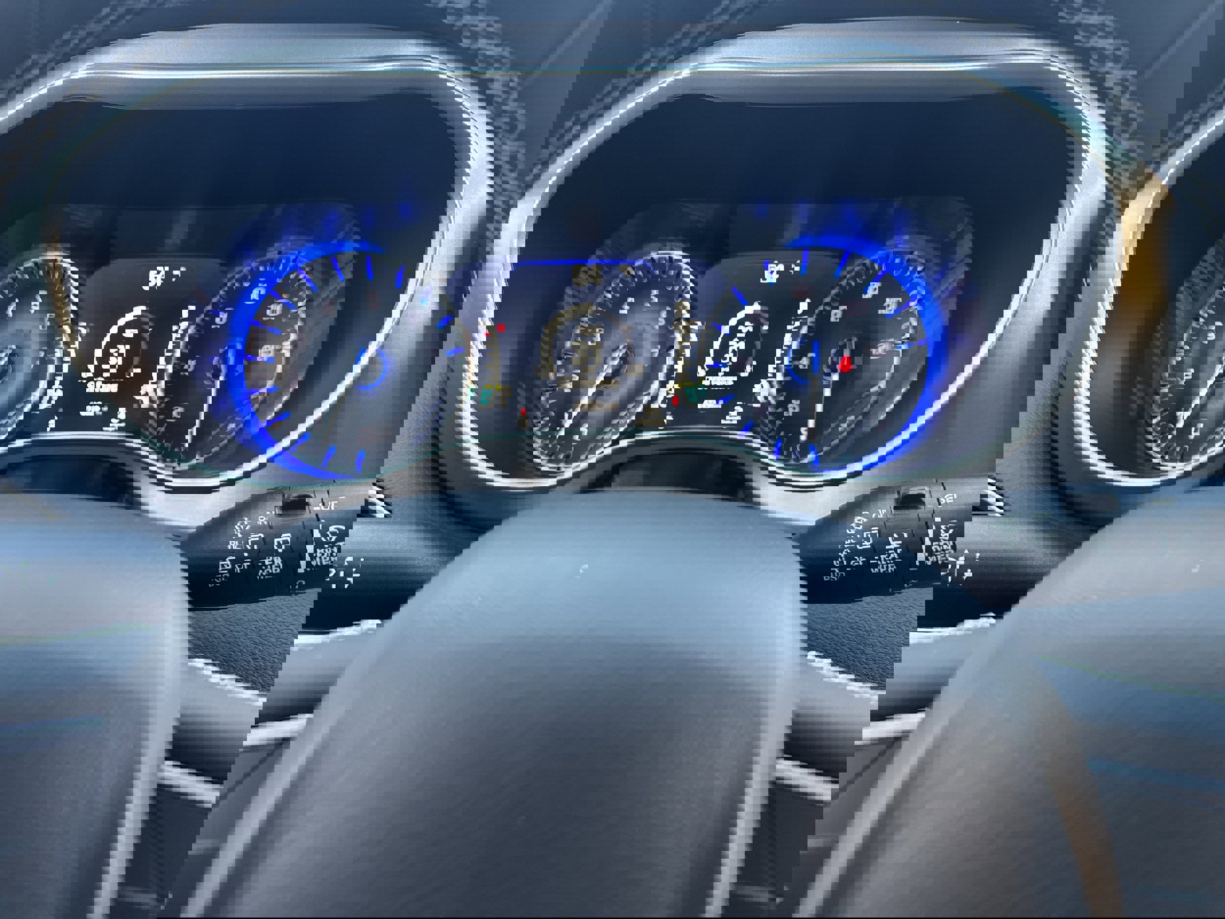 Used 2023 Chrysler Pacifica Touring-L image 20