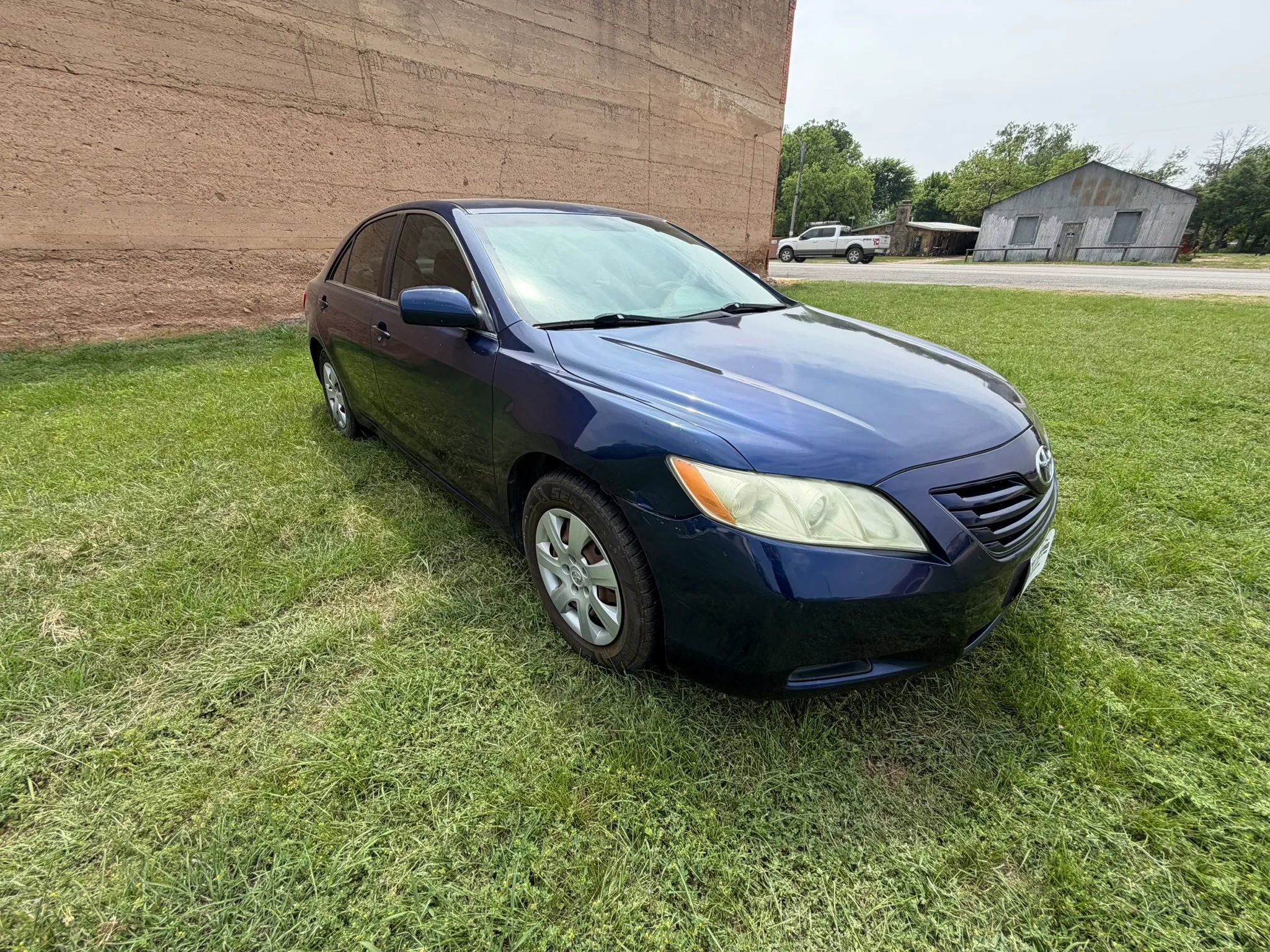 Used 2009 Toyota Camry LE FWD image 26