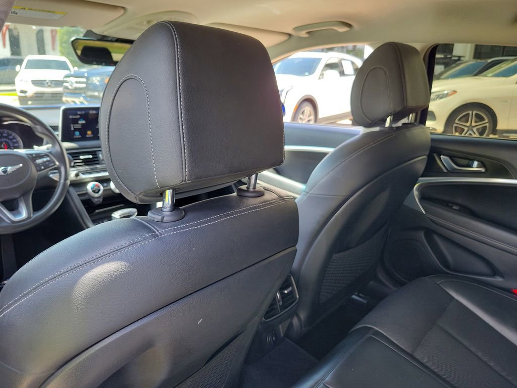 Used 2020 Genesis G70 2.0T RWD image 14