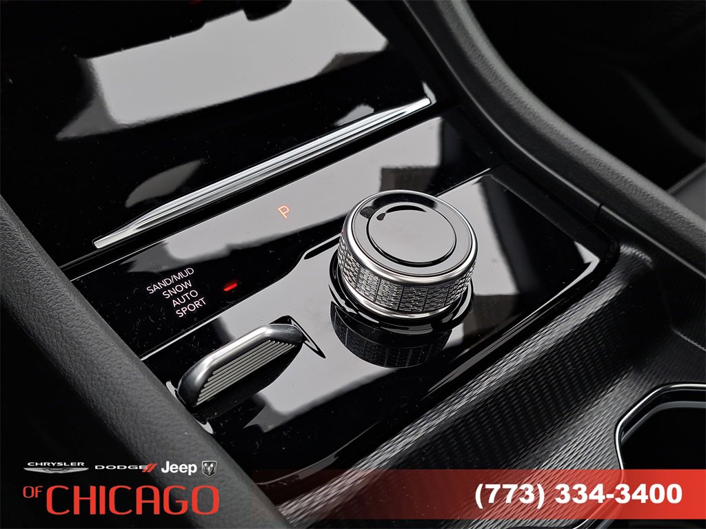 New 2025 Jeep Grand Cherokee Limited image 31