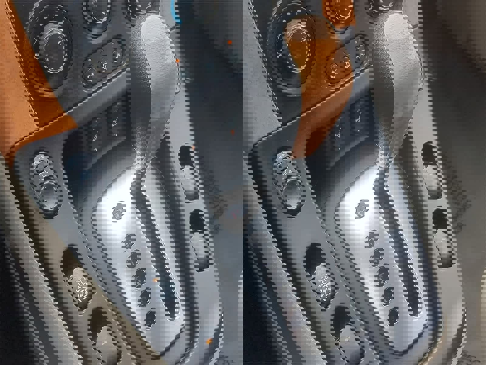 Used 2007 Saturn Vue 2WD V6 w/ Leather Appointments Pkg image 29