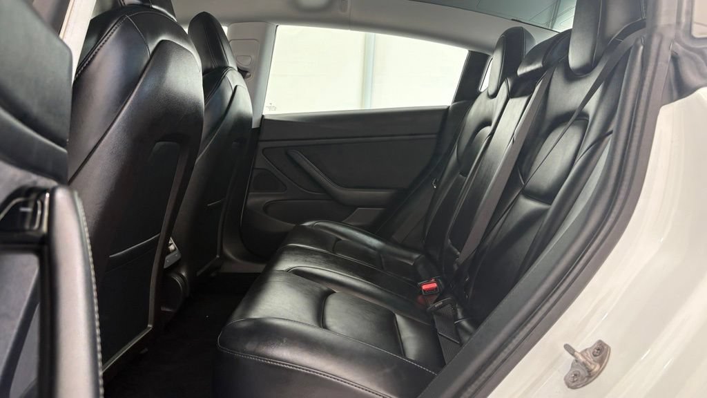 Used 2020 Tesla Model 3 Long Range AWD/4WD image 17