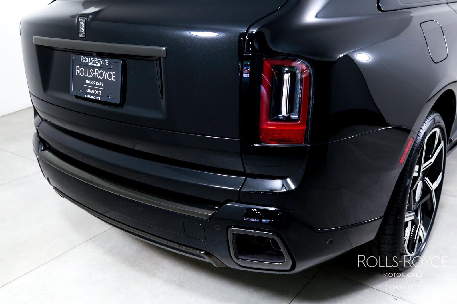 New 2027 Rolls-Royce Cullinan Black Badge AWD/4WD image 45