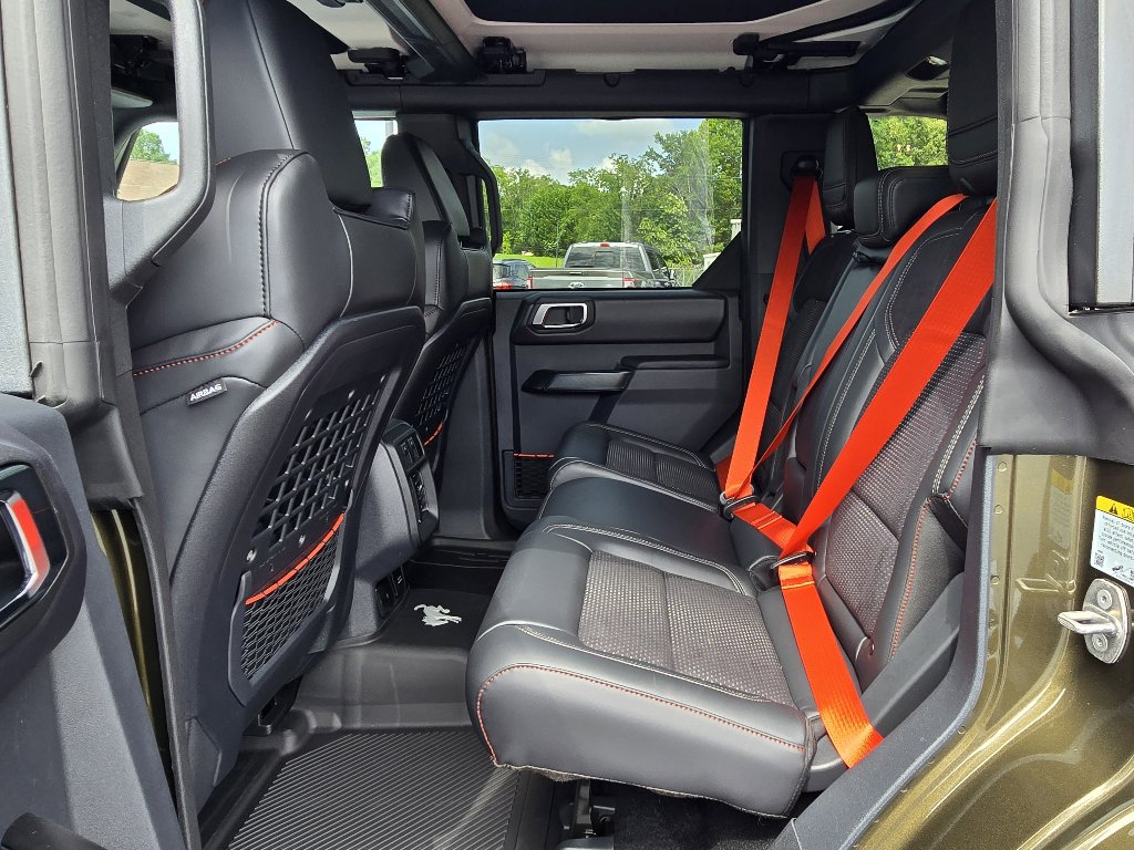 New 2025 Ford Bronco Raptor image 9