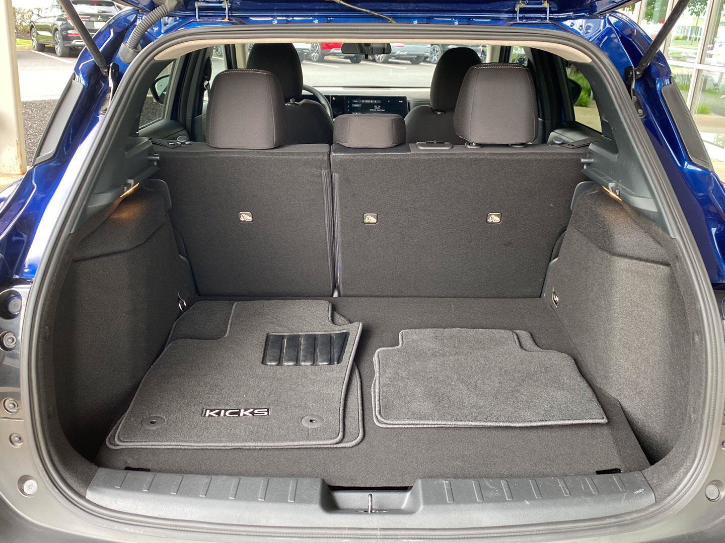 Certified 2025 Nissan Kicks SV AWD/4WD image 12