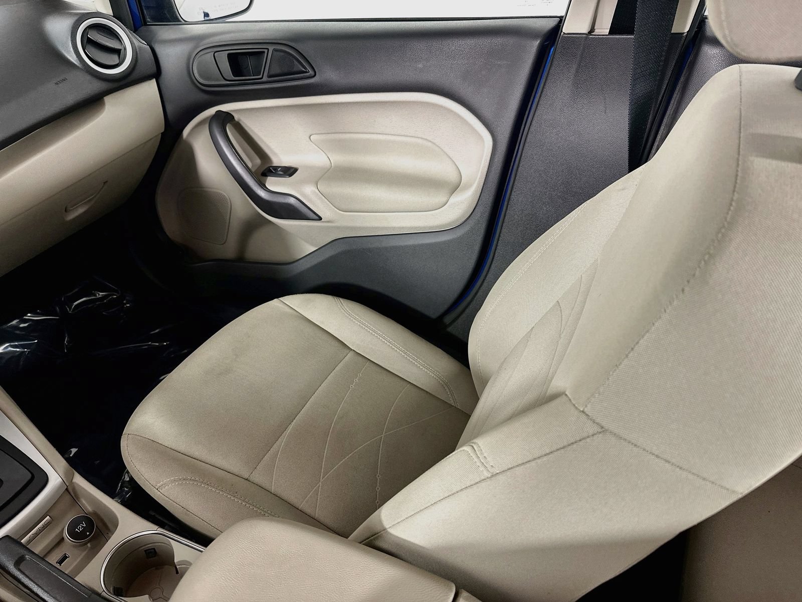 Used 2018 Ford Fiesta SE FWD image 21