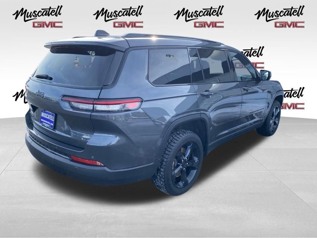 Used 2022 Jeep Grand Cherokee L Laredo image 5