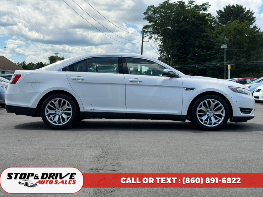 Used 2016 Ford Taurus Limited FWD image 4