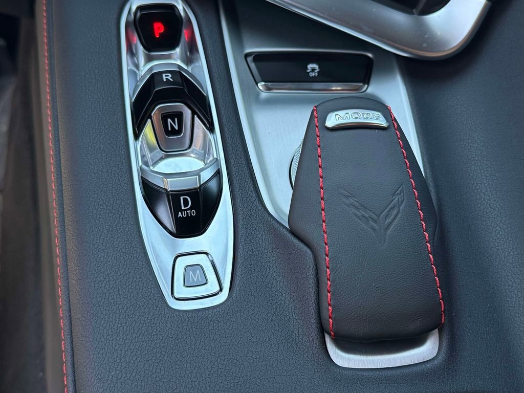 Used 2024 Chevrolet Corvette Stingray Coupe w/ 1LT RWD image 21