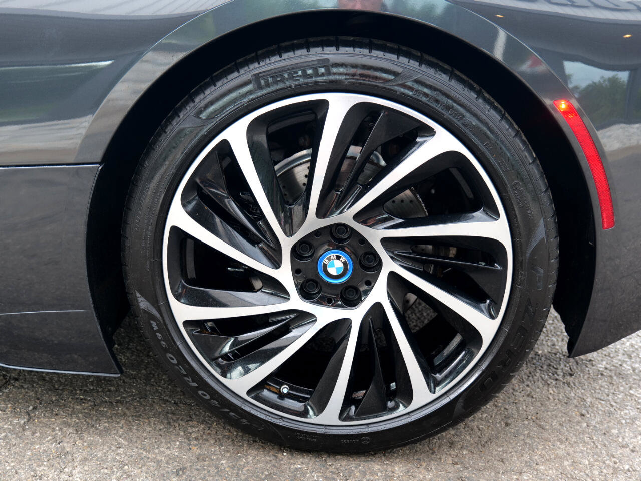 Used 2015 BMW i8 image 86