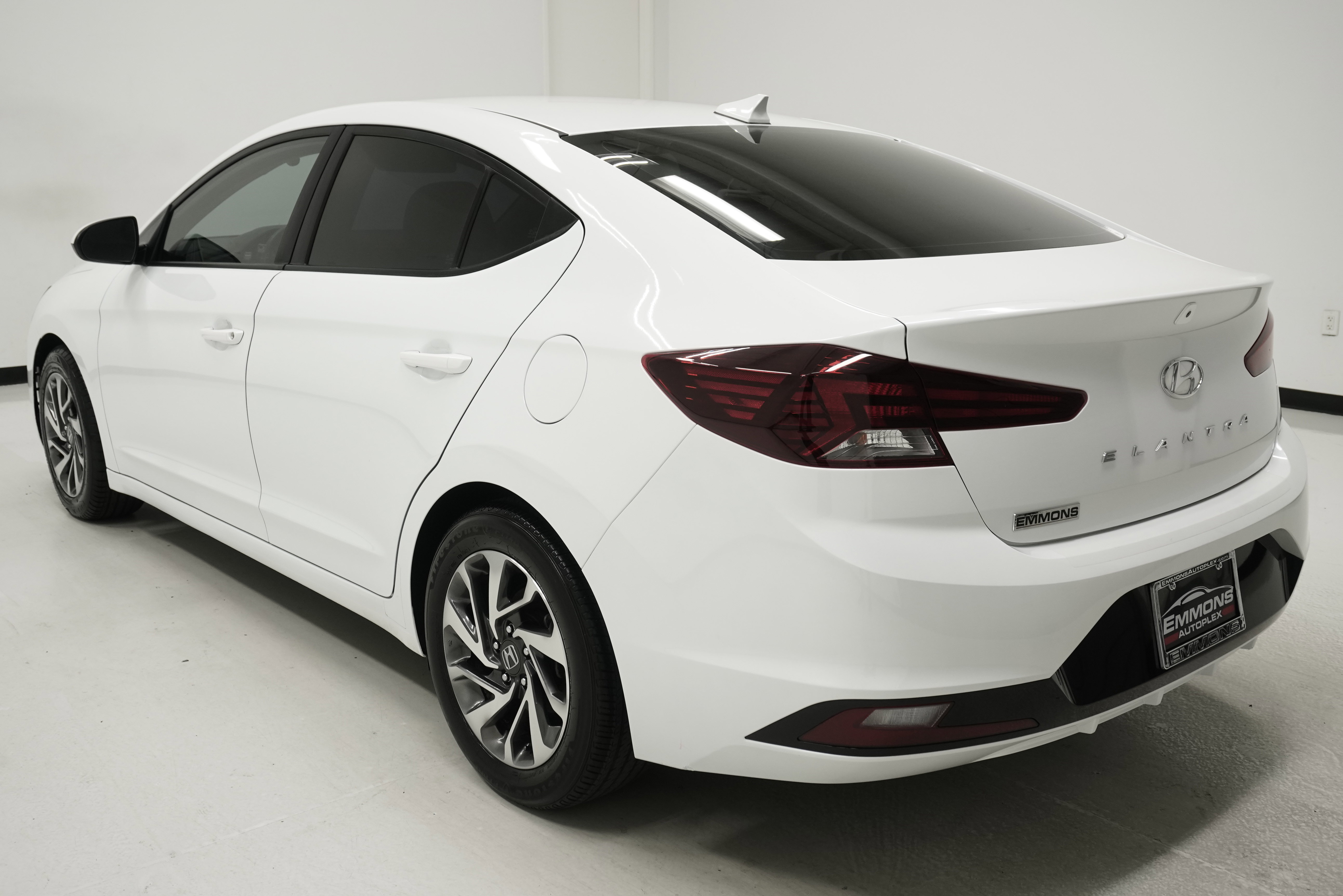 Used 2020 Hyundai Elantra SEL w/ Convenience Package (C2) FWD image 6